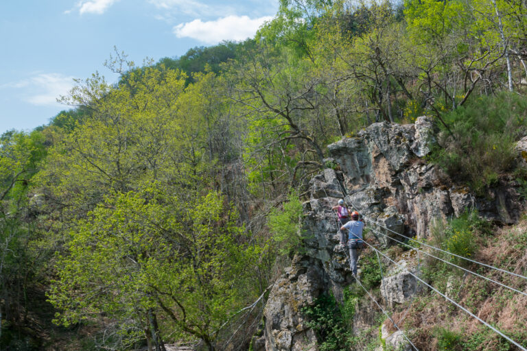 Via ferrata dans les gorges de la Dordogne